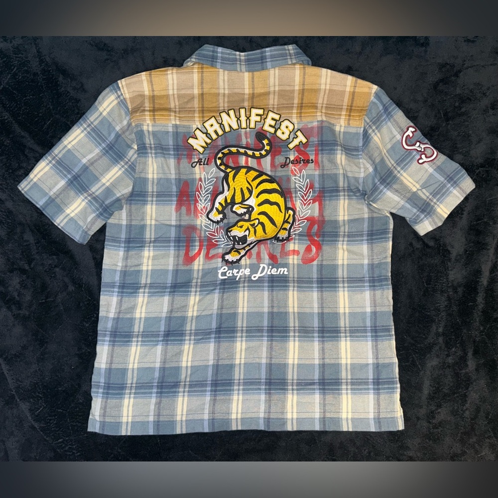 Smoke Rise Mens Resort Shirt XL Blue Plaid Tiger Embroidered Button Up Graphic